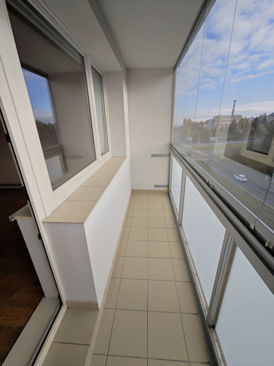 Prodej bytu 3+1 81 m², Na Petřinách, Praha, Praha Prodej bytu 3+1 81 m², Na Petřinách, Praha, Praha