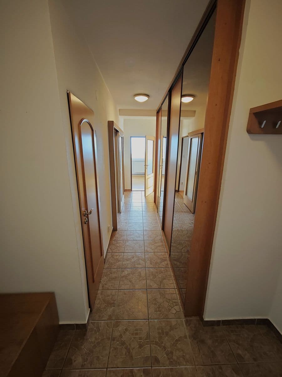 Prodej bytu 3+1 81 m², Na Petřinách, Praha, Praha Prodej bytu 3+1 81 m², Na Petřinách, Praha, Praha