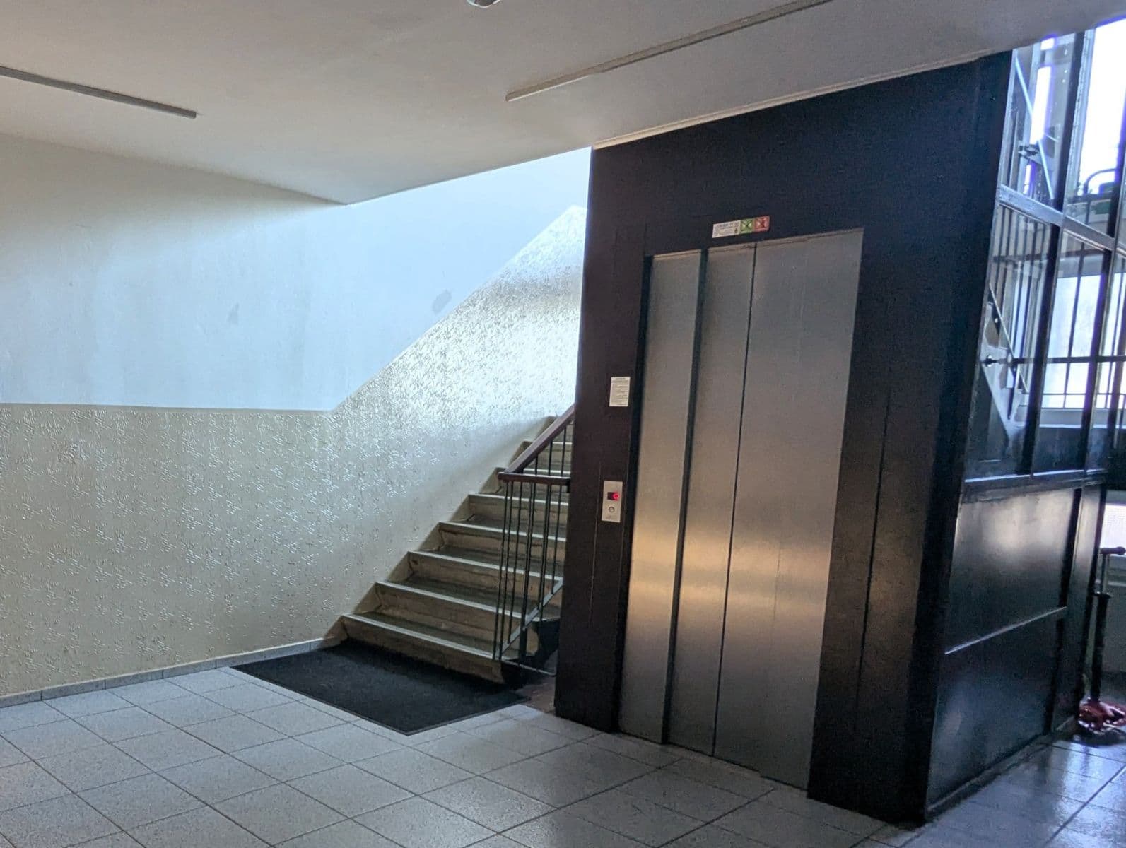 Prodej bytu 3+1 81 m², Na Petřinách, Praha, Praha Prodej bytu 3+1 81 m², Na Petřinách, Praha, Praha