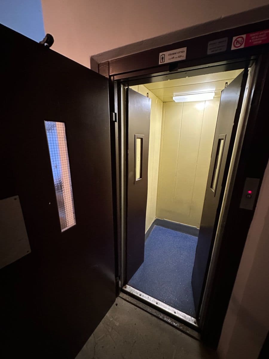 Pronájem bytu 2+kk 42 m², Haškova, Liberec, Liberecký kraj Pronájem bytu 2+kk 42 m², Haškova, Liberec, Liberecký kraj