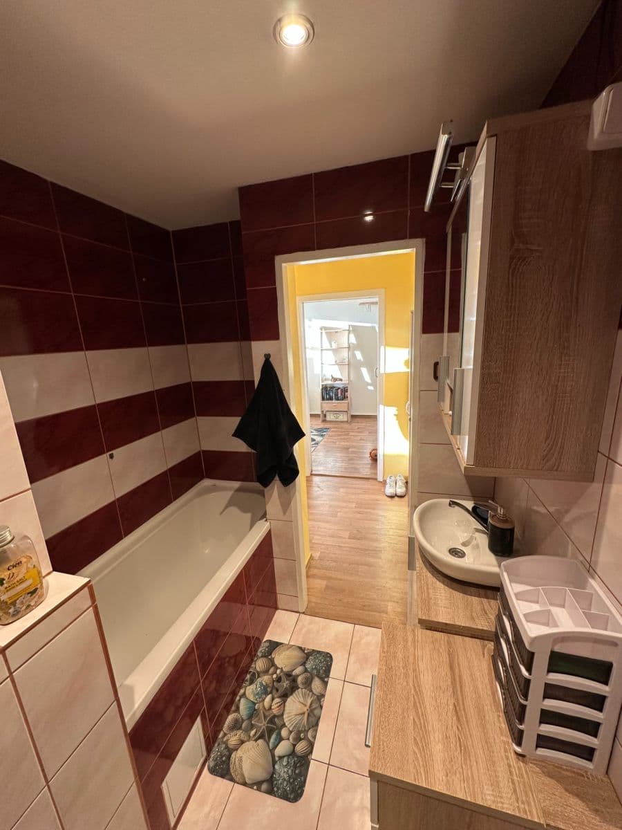 Pronájem bytu 2+kk 42 m², Haškova, Liberec, Liberecký kraj Pronájem bytu 2+kk 42 m², Haškova, Liberec, Liberecký kraj