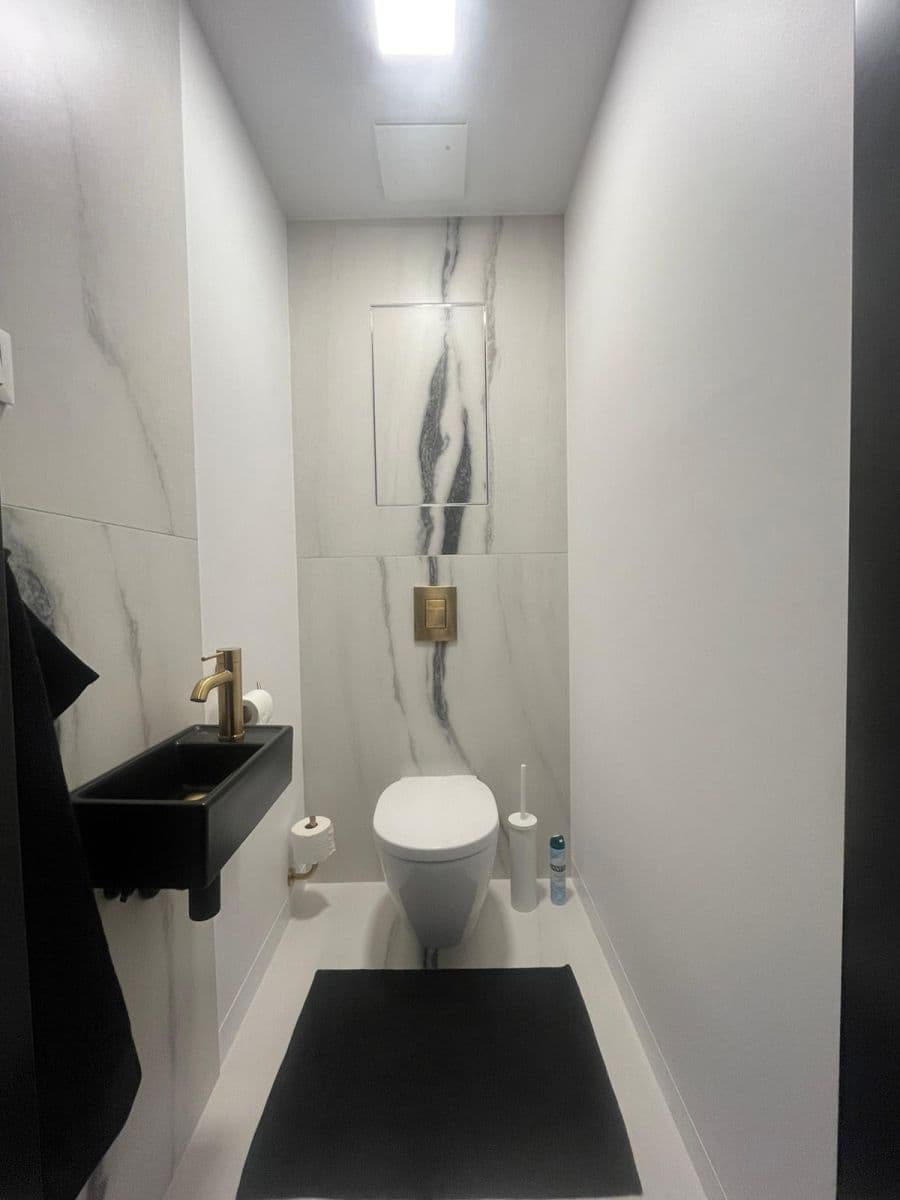 Pronájem bytu 2+kk 56 m², V Mezihoří, Praha, Praha Pronájem bytu 2+kk 56 m², V Mezihoří, Praha, Praha