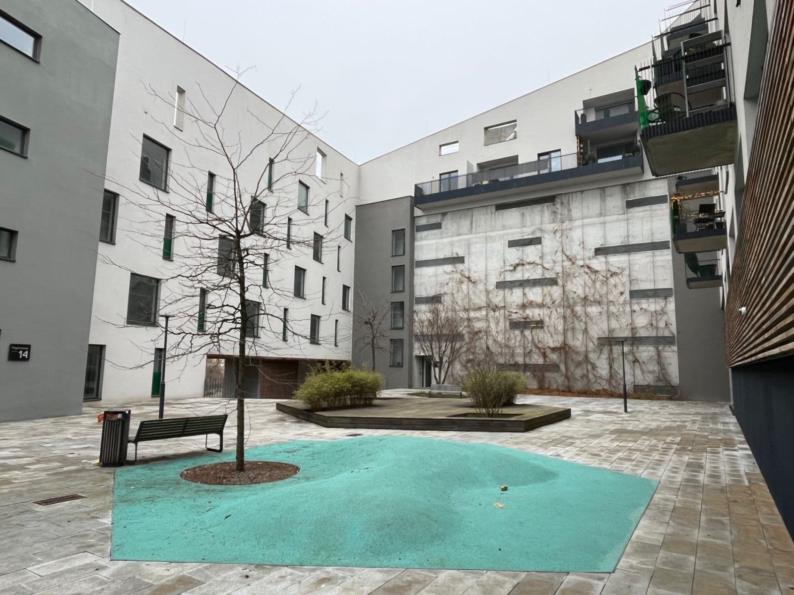 Pronájem bytu 2+kk 55 m², Papírnická, Plzeň, Plzeňský kraj Pronájem bytu 2+kk 55 m², Papírnická, Plzeň, Plzeňský kraj