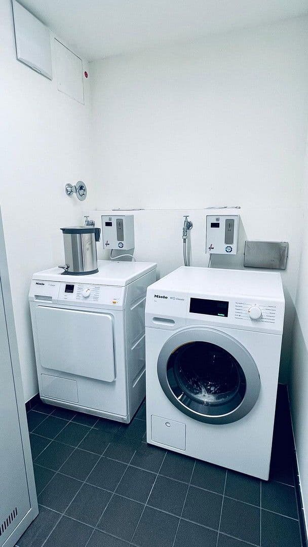 Pronájem bytu 1+1 31 m², Antoniterstr 14-16, Köln, Severní Porýní-Vestfálsko Pronájem bytu 1+1 31 m², Antoniterstr 14-16, Köln, Severní Porýní-Vestfálsko