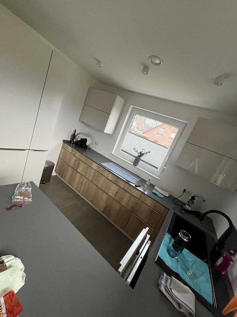 Pronájem domu 146 m², pozemek 750 m², Lübeck, Šlesvicko-Holštýnsko Pronájem domu 146 m², pozemek 750 m², Lübeck, Šlesvicko-Holštýnsko