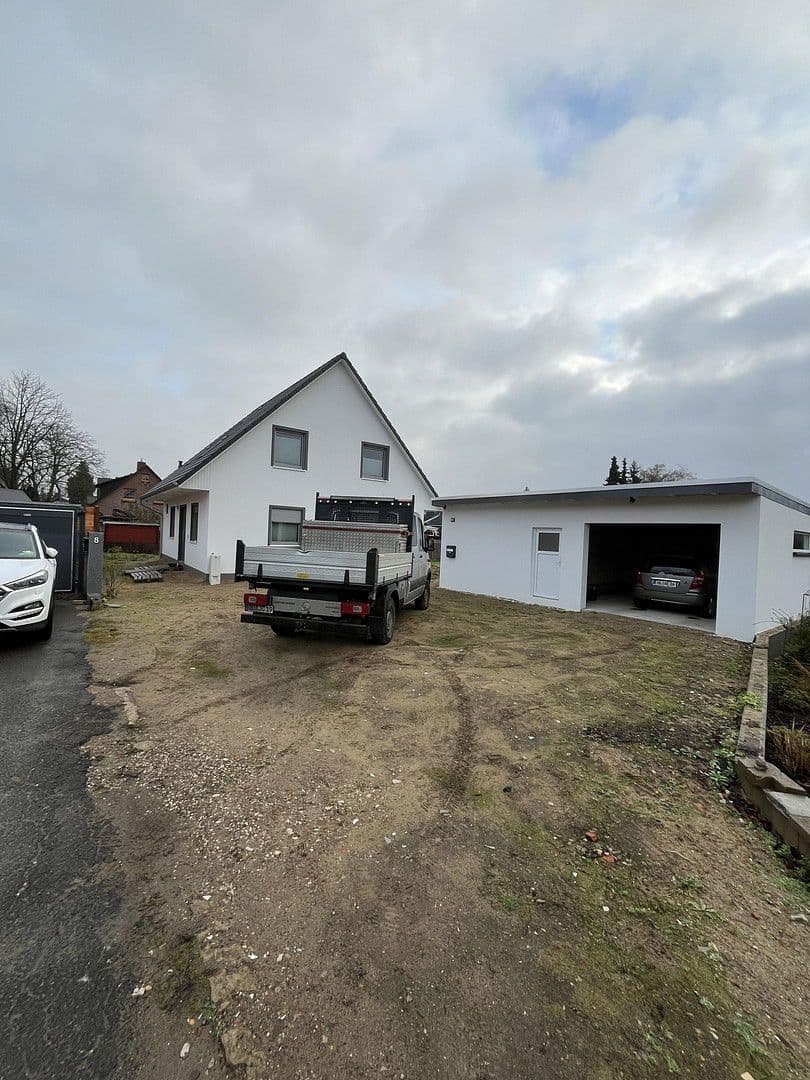 Pronájem domu 146 m², pozemek 750 m², Lübeck, Šlesvicko-Holštýnsko Pronájem domu 146 m², pozemek 750 m², Lübeck, Šlesvicko-Holštýnsko