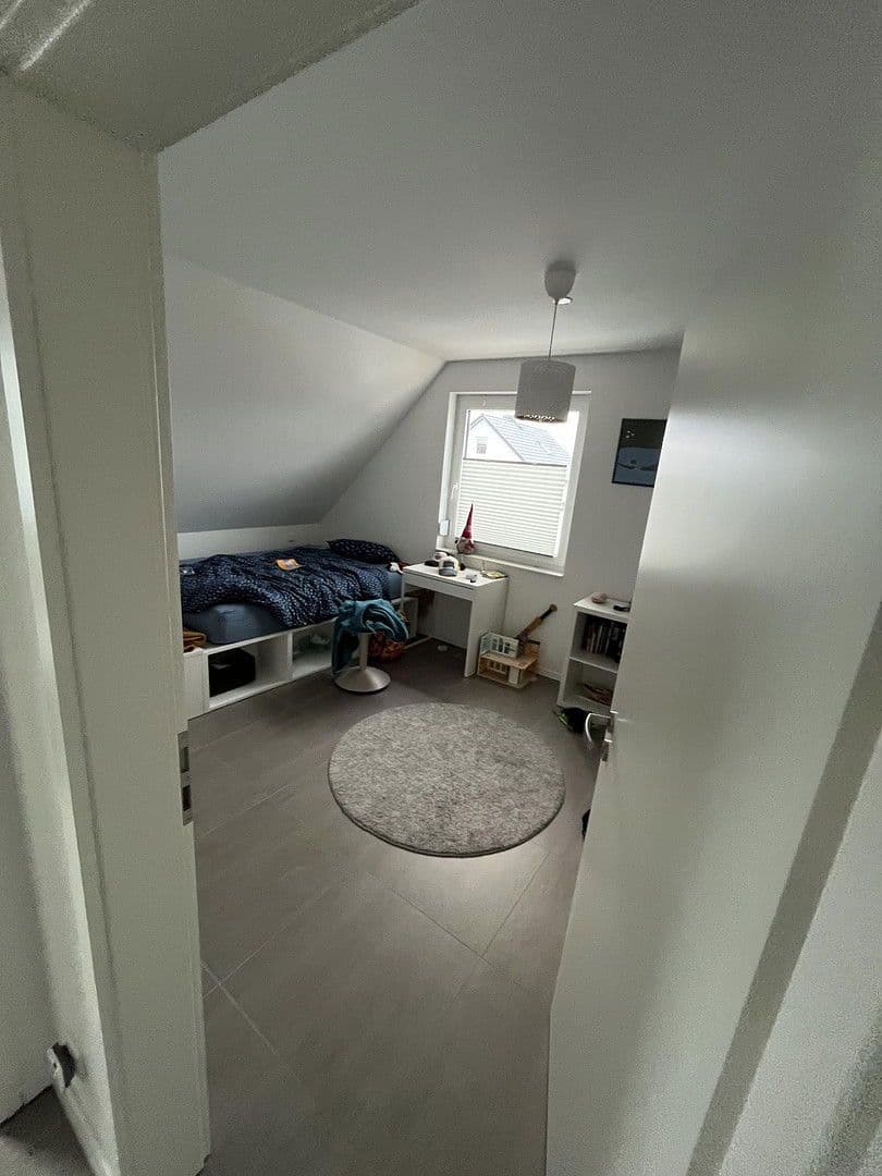 Pronájem domu 146 m², pozemek 750 m², Lübeck, Šlesvicko-Holštýnsko Pronájem domu 146 m², pozemek 750 m², Lübeck, Šlesvicko-Holštýnsko