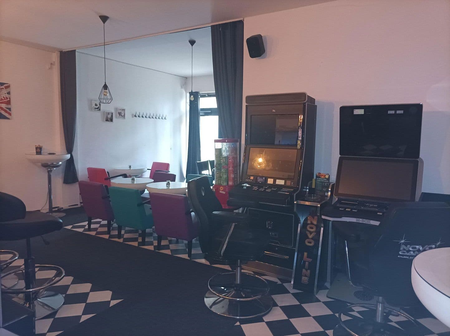 Pronájem nebytového prostoru 75 m², Herzog Philipplatz 7, Ostfildern, Bádensko-Württembersko Pronájem nebytového prostoru 75 m², Herzog Philipplatz 7, Ostfildern, Bádensko-Württembersko