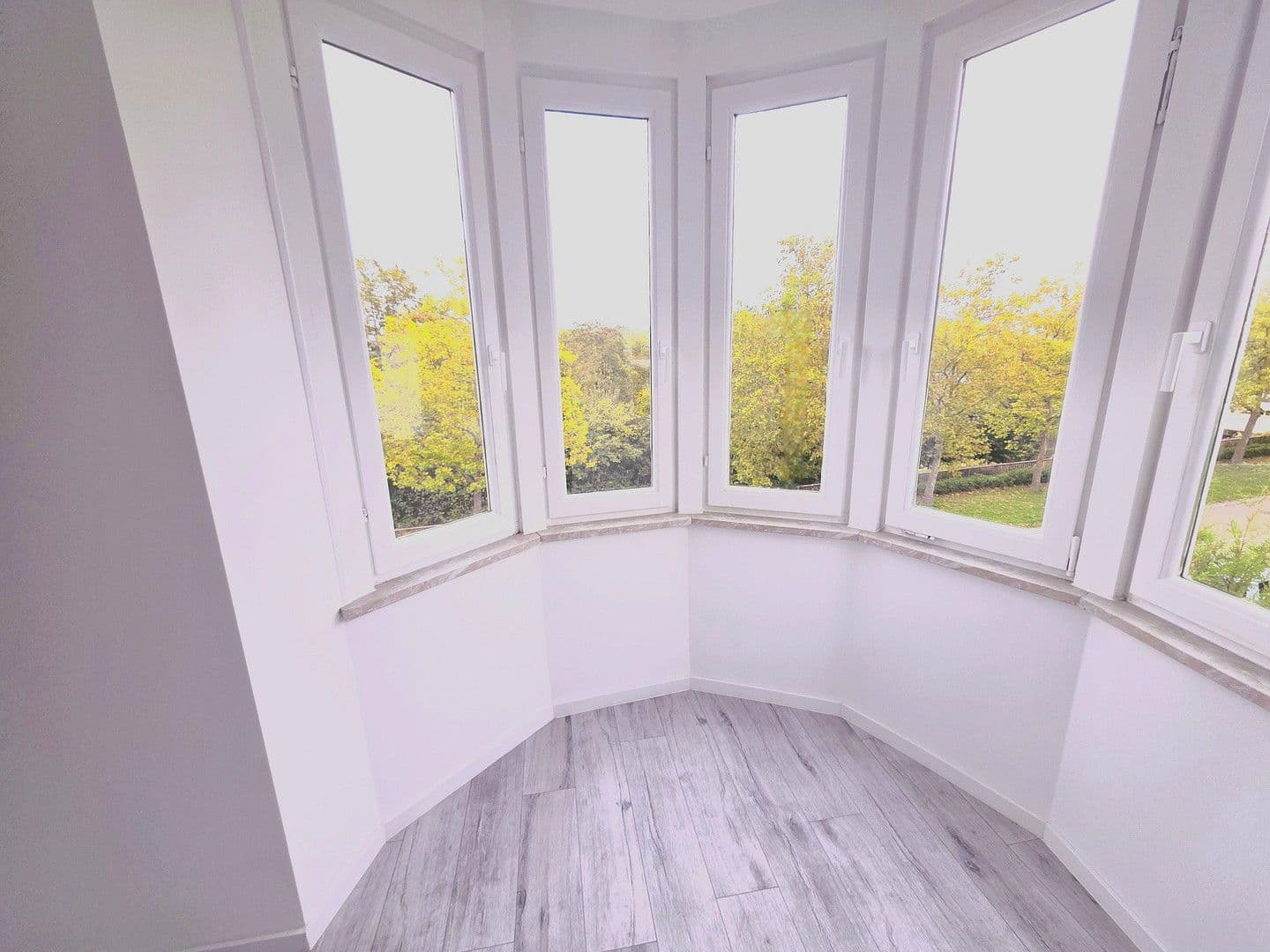 Pronájem bytu 4+kk 100 m², Obereisesheimerstraße 21, Heilbronn Neckargartach, Bádensko-Württembersko Pronájem bytu 4+kk 100 m², Obereisesheimerstraße 21, Heilbronn Neckargartach, Bádensko-Württembersko