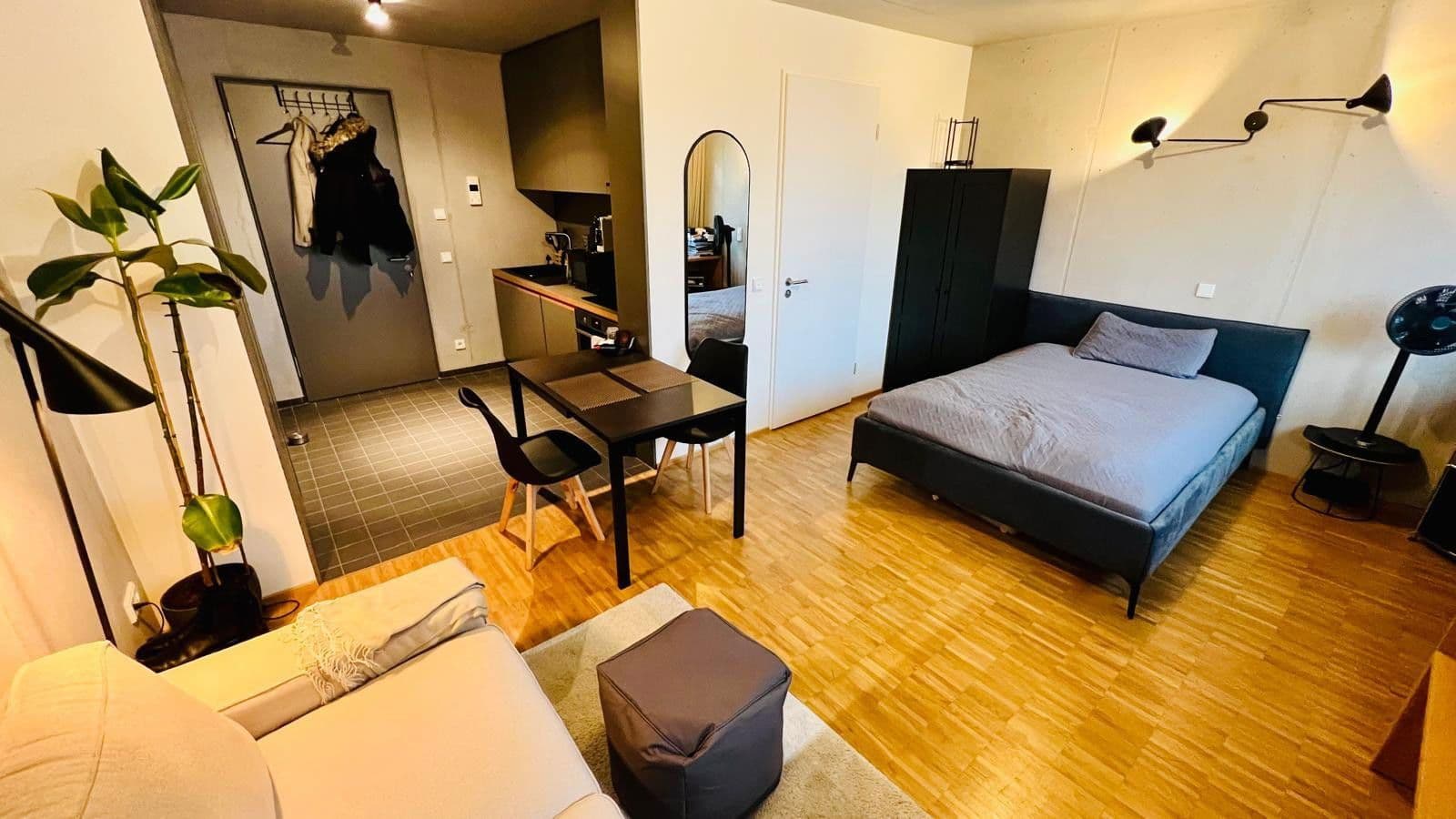 Pronájem bytu 1+1 31 m², Antoniterstr 14-16, Köln, Severní Porýní-Vestfálsko Pronájem bytu 1+1 31 m², Antoniterstr 14-16, Köln, Severní Porýní-Vestfálsko