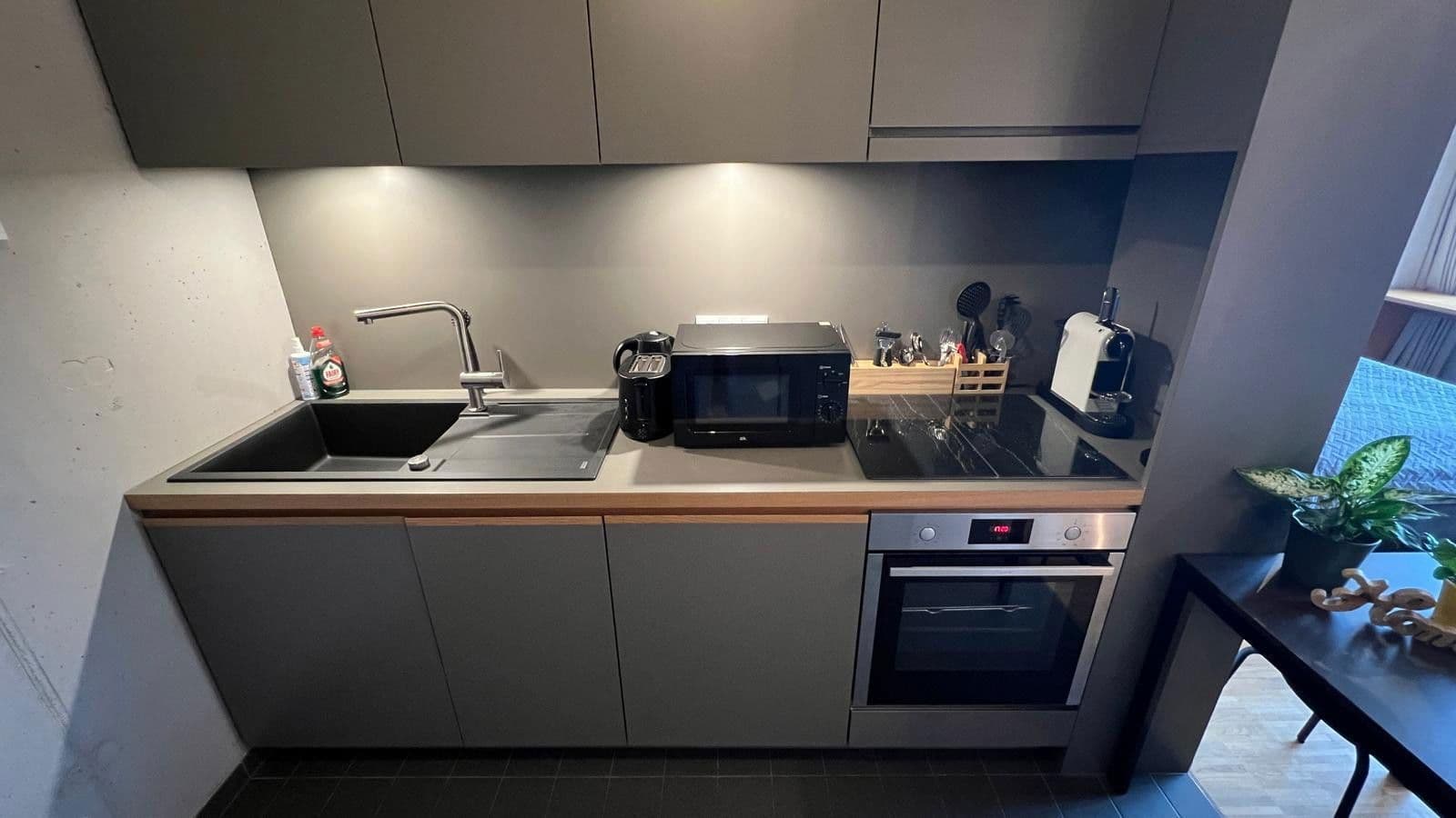 Pronájem bytu 1+1 31 m², Antoniterstr 14-16, Köln, Severní Porýní-Vestfálsko Pronájem bytu 1+1 31 m², Antoniterstr 14-16, Köln, Severní Porýní-Vestfálsko