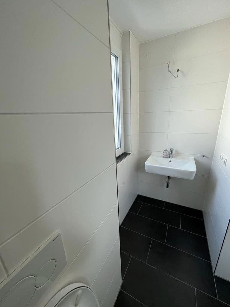 Pronájem domu 149 m², pozemek 220 m², Vogelbeergweg 4, Ehningen, Bádensko-Württembersko Pronájem domu 149 m², pozemek 220 m², Vogelbeergweg 4, Ehningen, Bádensko-Württembersko