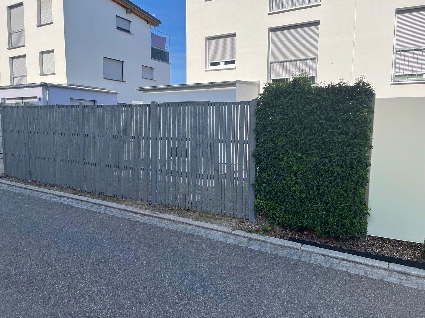 Pronájem domu 149 m², pozemek 220 m², Vogelbeergweg 4, Ehningen, Bádensko-Württembersko Pronájem domu 149 m², pozemek 220 m², Vogelbeergweg 4, Ehningen, Bádensko-Württembersko