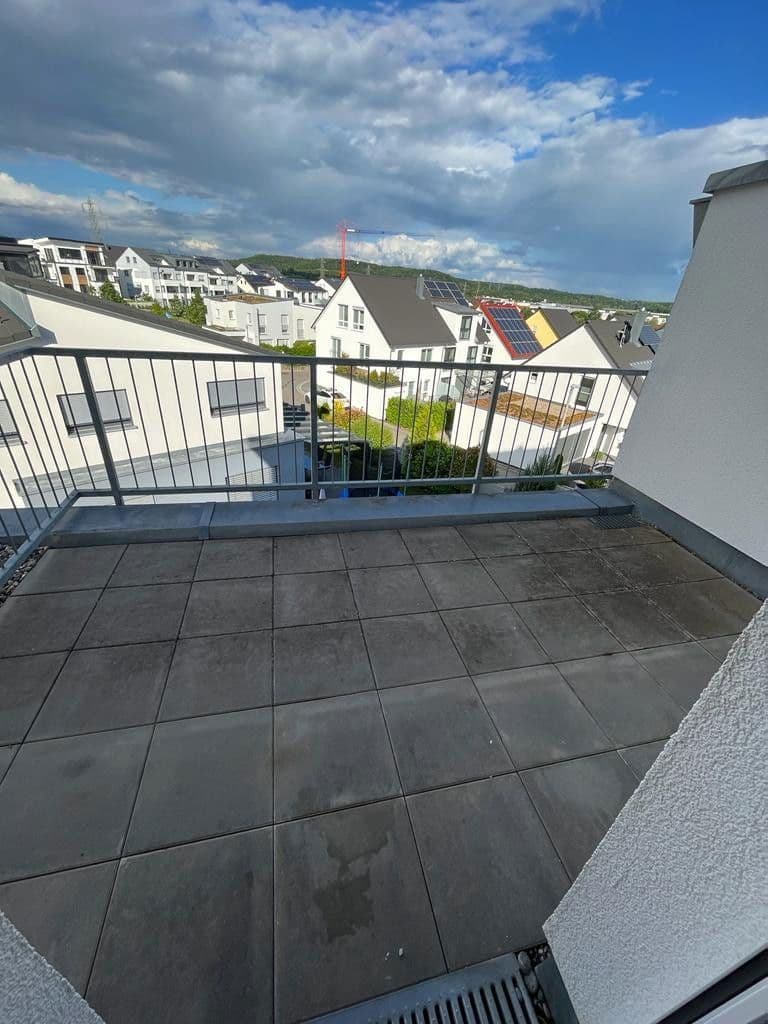 Pronájem domu 149 m², pozemek 220 m², Vogelbeergweg 4, Ehningen, Bádensko-Württembersko Pronájem domu 149 m², pozemek 220 m², Vogelbeergweg 4, Ehningen, Bádensko-Württembersko