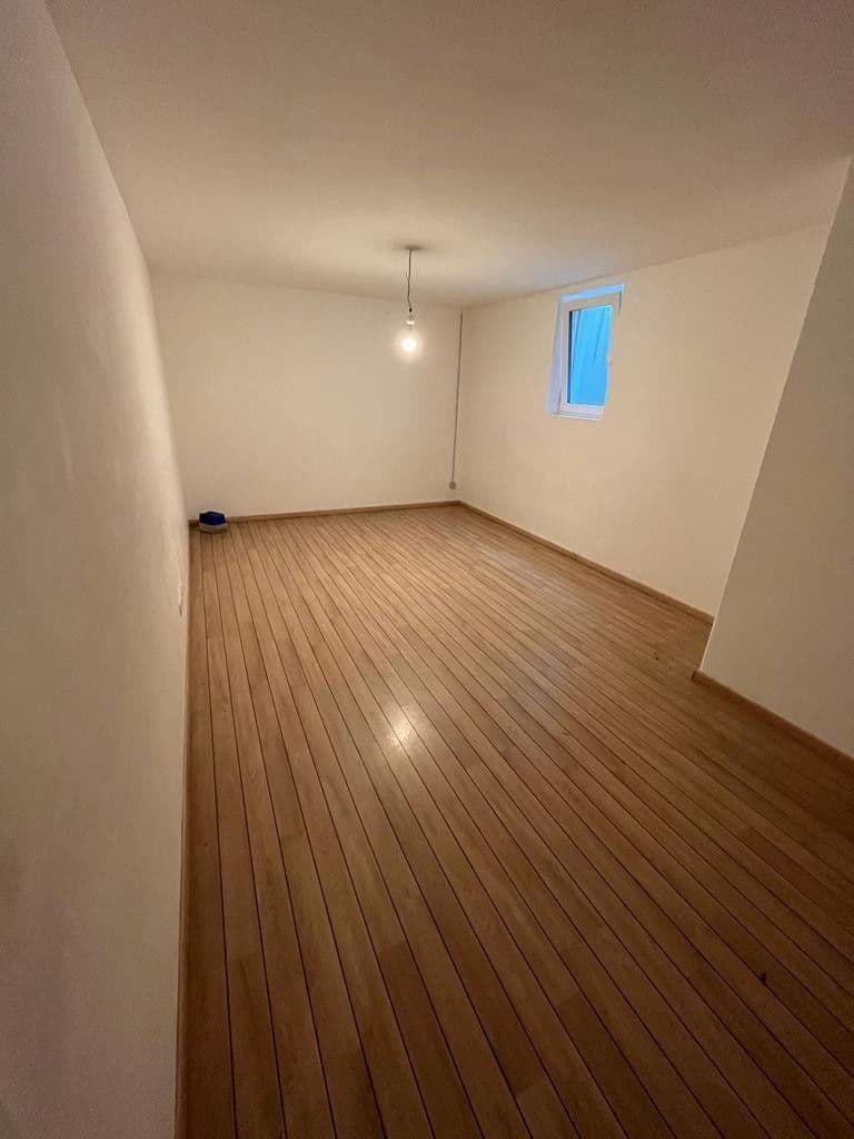 Pronájem domu 149 m², pozemek 220 m², Vogelbeergweg 4, Ehningen, Bádensko-Württembersko Pronájem domu 149 m², pozemek 220 m², Vogelbeergweg 4, Ehningen, Bádensko-Württembersko