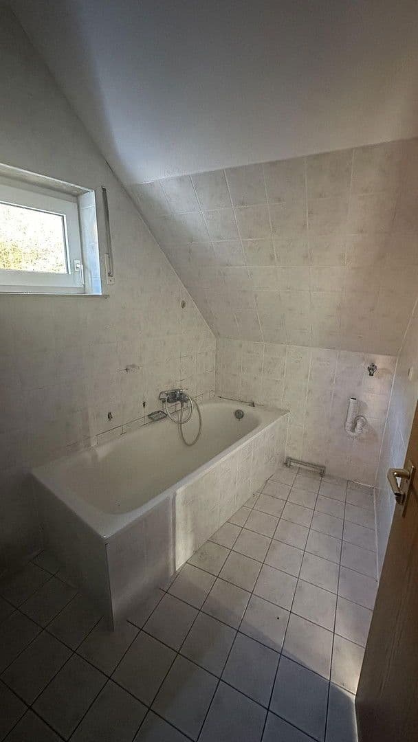 Pronájem bytu 2+1 57 m², Tilsiter Straße 10, Bad Mergentheim, Bádensko-Württembersko Pronájem bytu 2+1 57 m², Tilsiter Straße 10, Bad Mergentheim, Bádensko-Württembersko