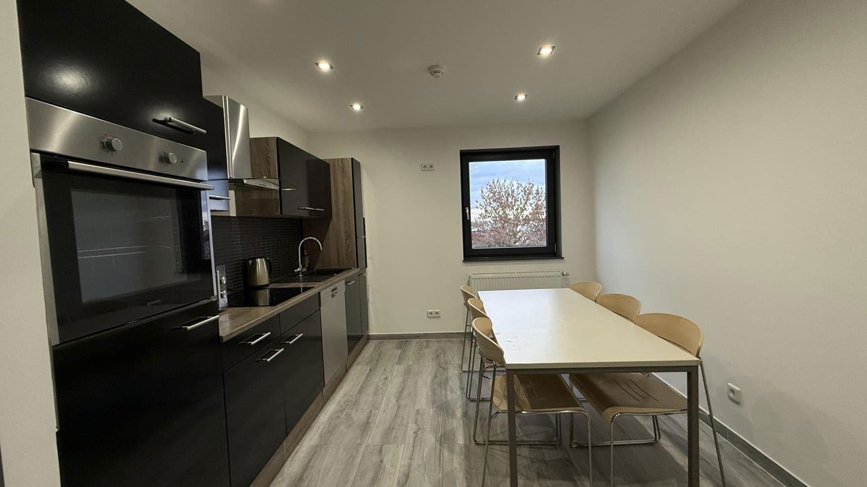 Prodej nebytového prostoru 1.582 m², Hilchenbacherstrasse 15, Krostitz, Sasko Prodej nebytového prostoru 1.582 m², Hilchenbacherstrasse 15, Krostitz, Sasko