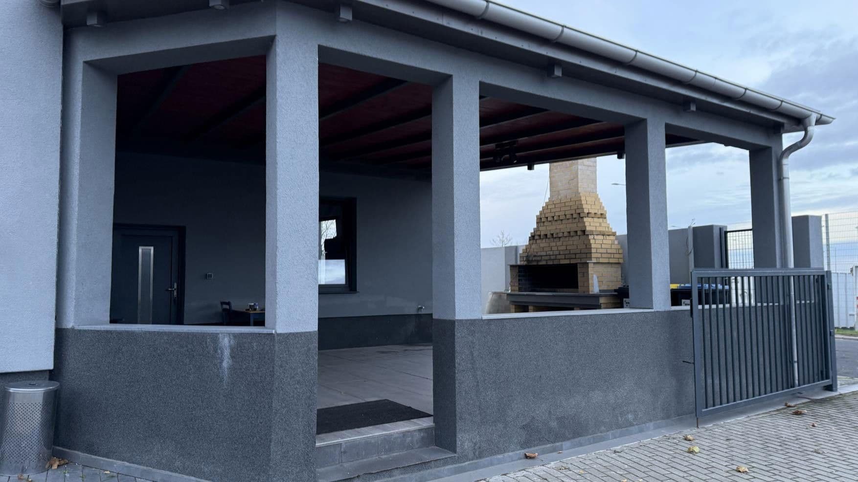 Prodej nebytového prostoru 1.582 m², Hilchenbacherstrasse 15, Krostitz, Sasko Prodej nebytového prostoru 1.582 m², Hilchenbacherstrasse 15, Krostitz, Sasko