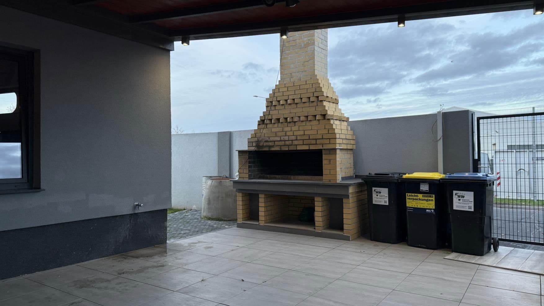 Prodej nebytového prostoru 1.582 m², Hilchenbacherstrasse 15, Krostitz, Sasko Prodej nebytového prostoru 1.582 m², Hilchenbacherstrasse 15, Krostitz, Sasko