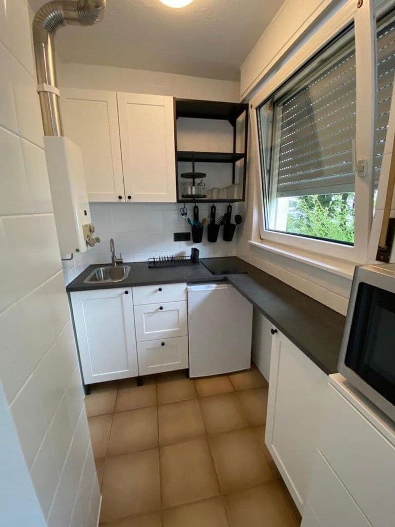 Pronájem bytu 1+1 28 m², Dieselstraße 26, Wiesbaden, Hessen Pronájem bytu 1+1 28 m², Dieselstraße 26, Wiesbaden, Hessen