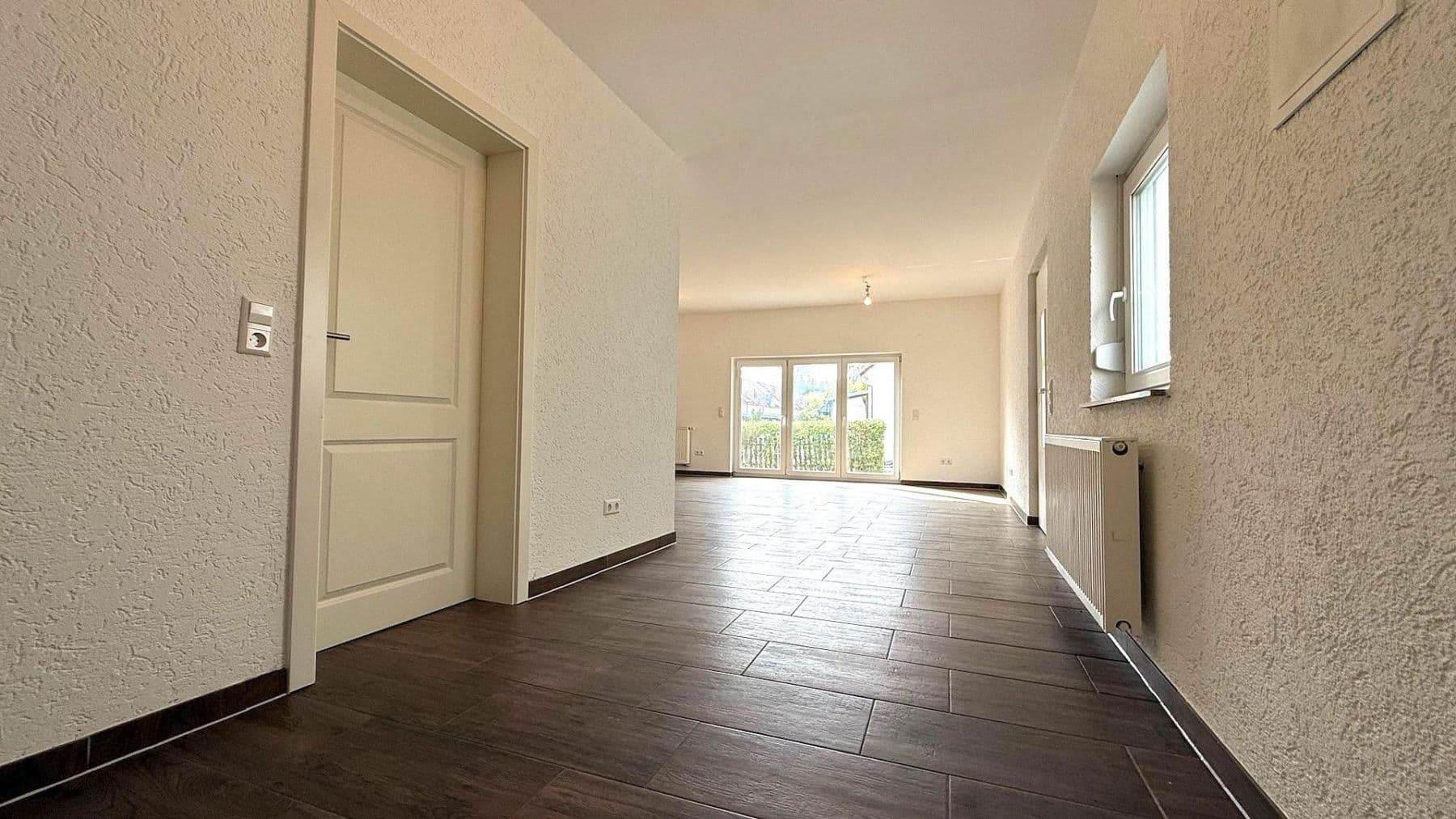 Prodej domu 220 m², pozemek 421 m², Im grünen Winkel 2, Landau, Porýní-Falc Prodej domu 220 m², pozemek 421 m², Im grünen Winkel 2, Landau, Porýní-Falc