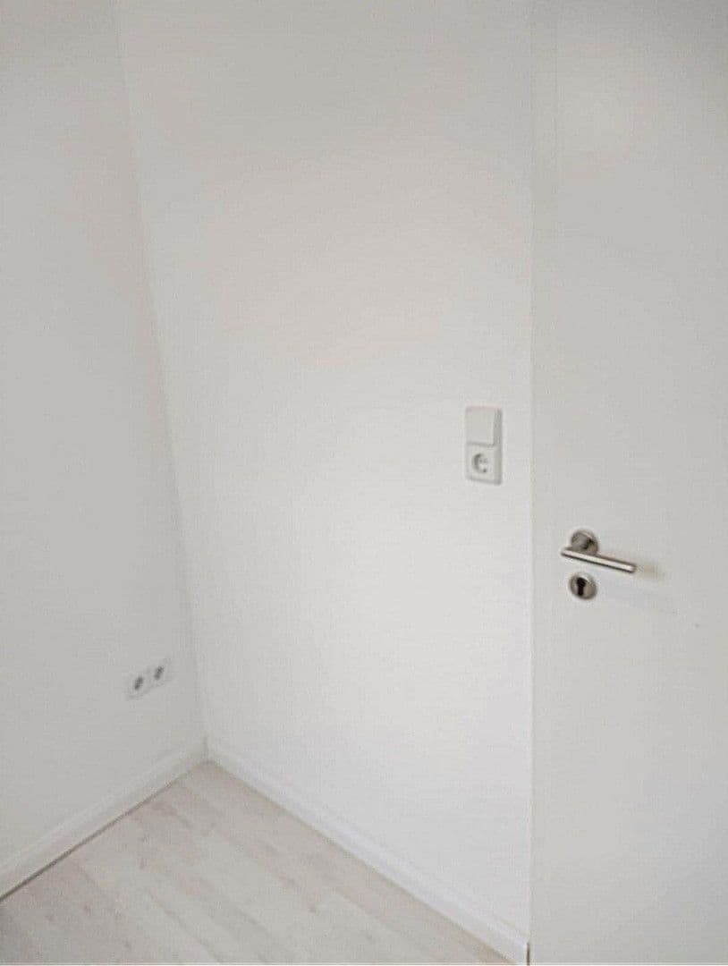 Pronájem bytu 2+1 65 m², Adolf-Reichwein-Str. 11, Werneuchen, Braniborsko Pronájem bytu 2+1 65 m², Adolf-Reichwein-Str. 11, Werneuchen, Braniborsko