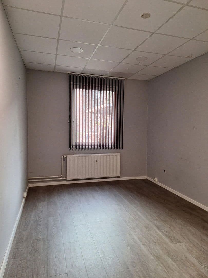 Pronájem nebytového prostoru 184 m², Horner Landstr. 136 A, Hamburg, Hamburg Pronájem nebytového prostoru 184 m², Horner Landstr. 136 A, Hamburg, Hamburg