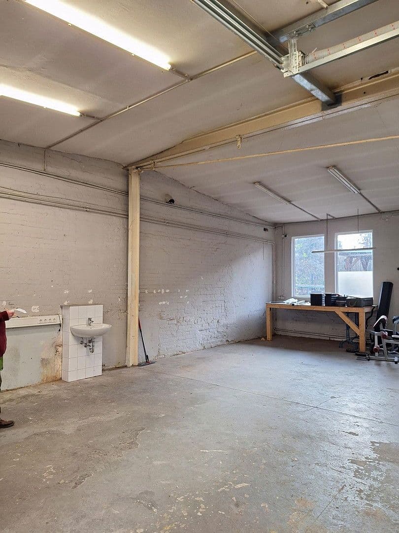 Pronájem nebytového prostoru 184 m², Horner Landstr. 136 A, Hamburg, Hamburg Pronájem nebytového prostoru 184 m², Horner Landstr. 136 A, Hamburg, Hamburg