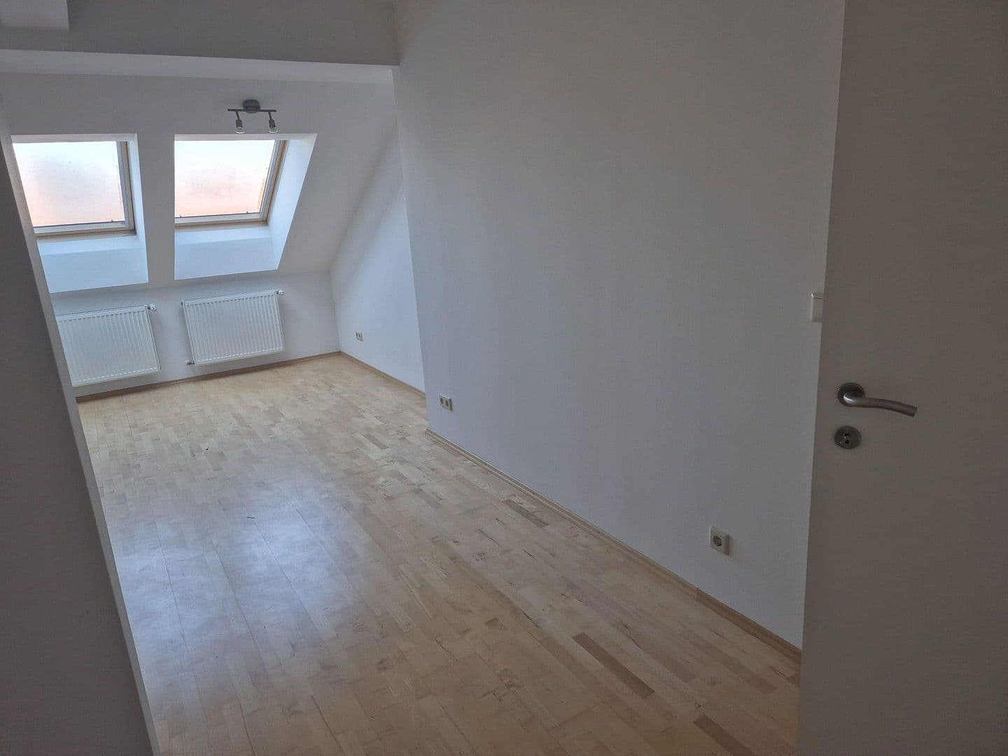 Prodej bytu 3+1 102 m², Columbusgasse 31, Wien, Wien Prodej bytu 3+1 102 m², Columbusgasse 31, Wien, Wien