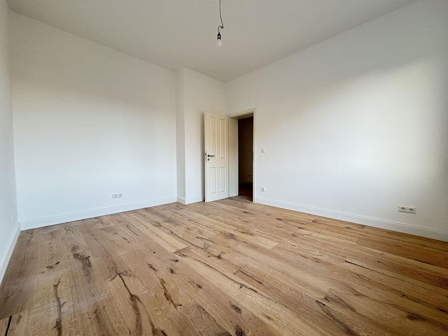 Prodej bytu 2+1 52 m², Manteuffelstraße 66A, Berlin, Berlín Prodej bytu 2+1 52 m², Manteuffelstraße 66A, Berlin, Berlín
