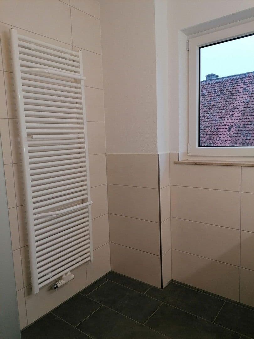 Pronájem bytu 4+1 115 m², Adelshofen, Bavorsko Pronájem bytu 4+1 115 m², Adelshofen, Bavorsko