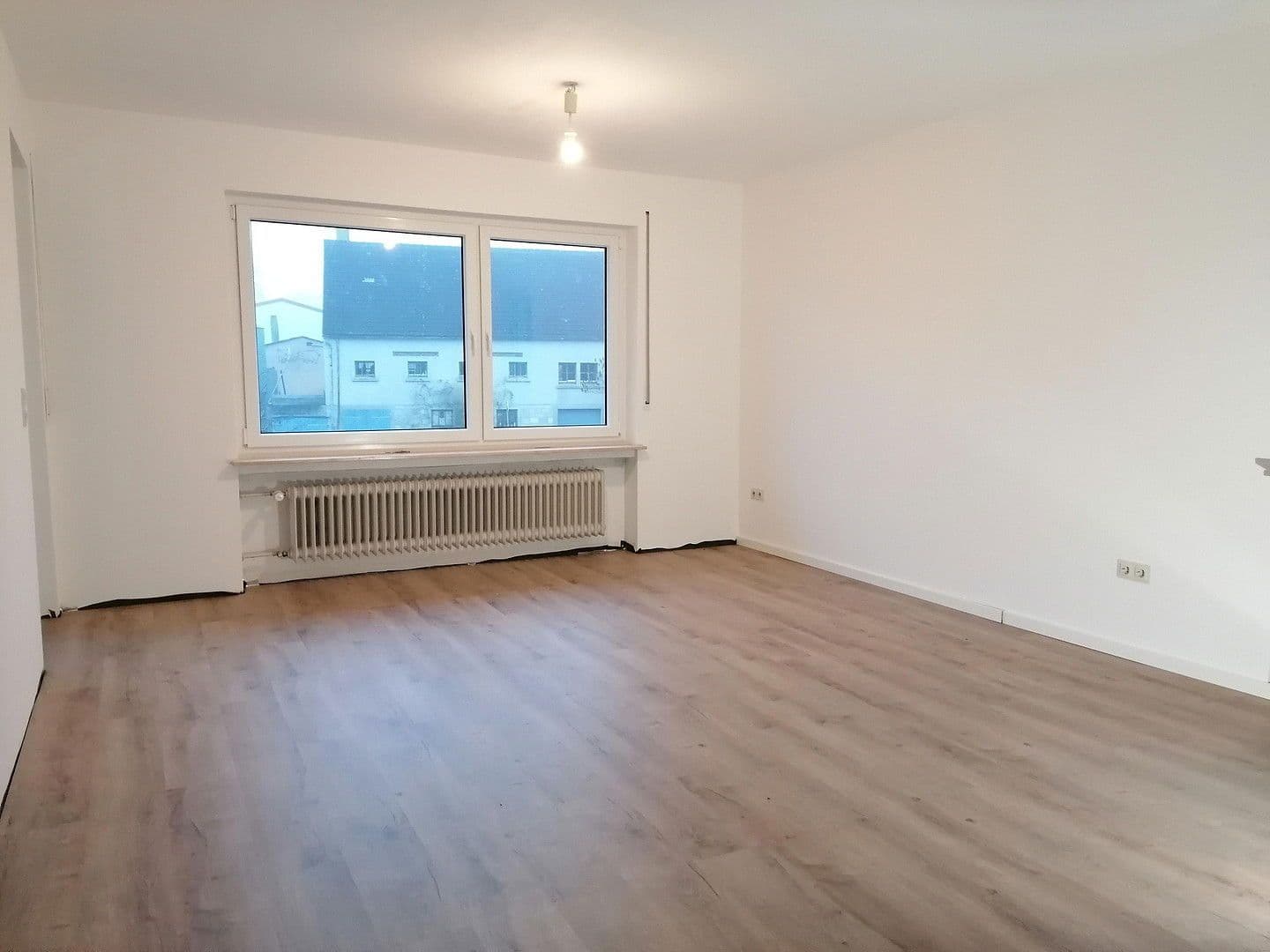 Pronájem bytu 4+1 115 m², Adelshofen, Bavorsko Pronájem bytu 4+1 115 m², Adelshofen, Bavorsko