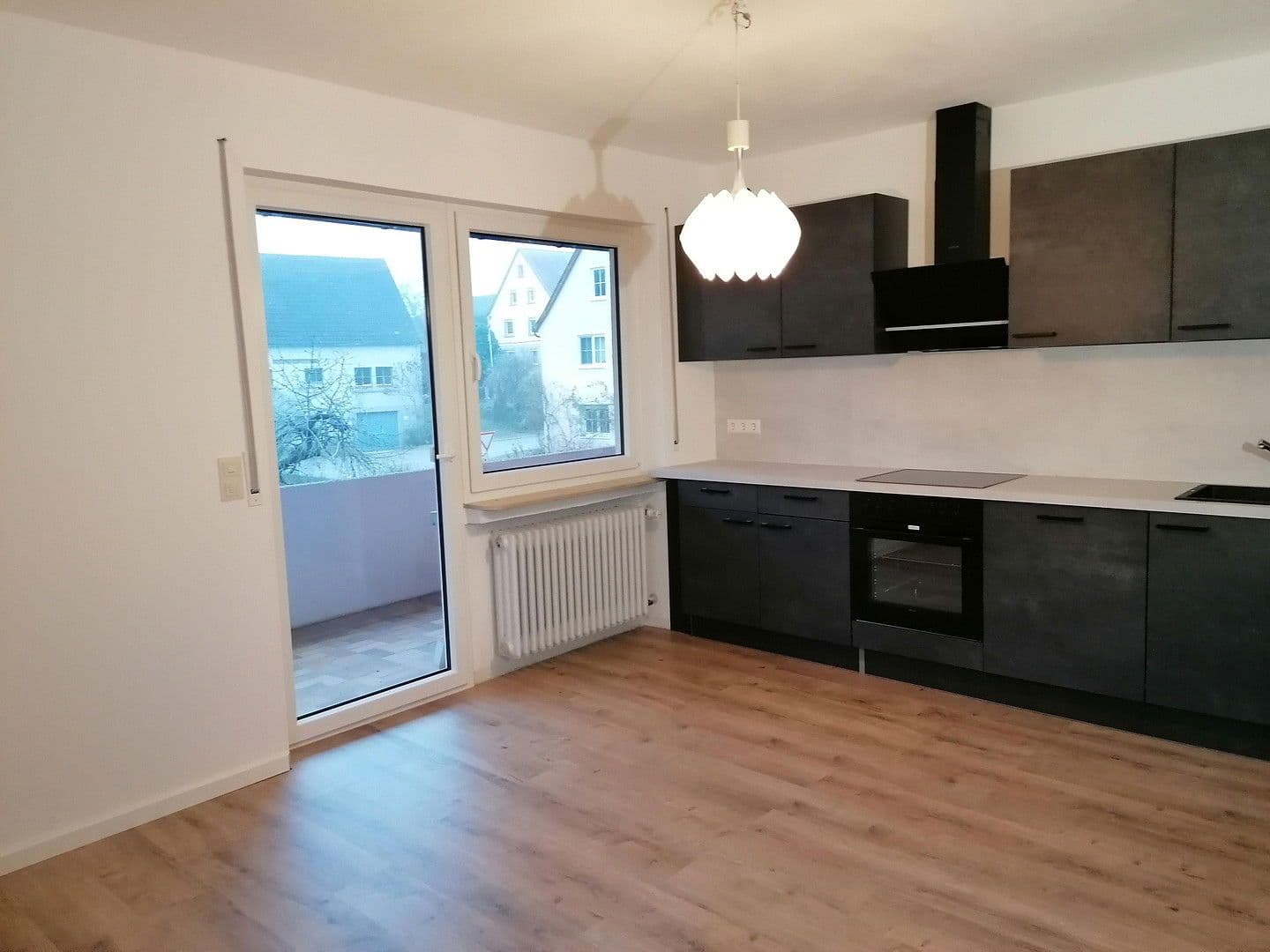 Pronájem bytu 4+1 115 m², Adelshofen, Bavorsko Pronájem bytu 4+1 115 m², Adelshofen, Bavorsko