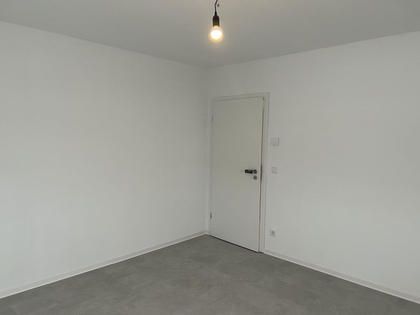 Prodej domu 124 m², pozemek 459 m², Wehingen, Bádensko-Württembersko Prodej domu 124 m², pozemek 459 m², Wehingen, Bádensko-Württembersko