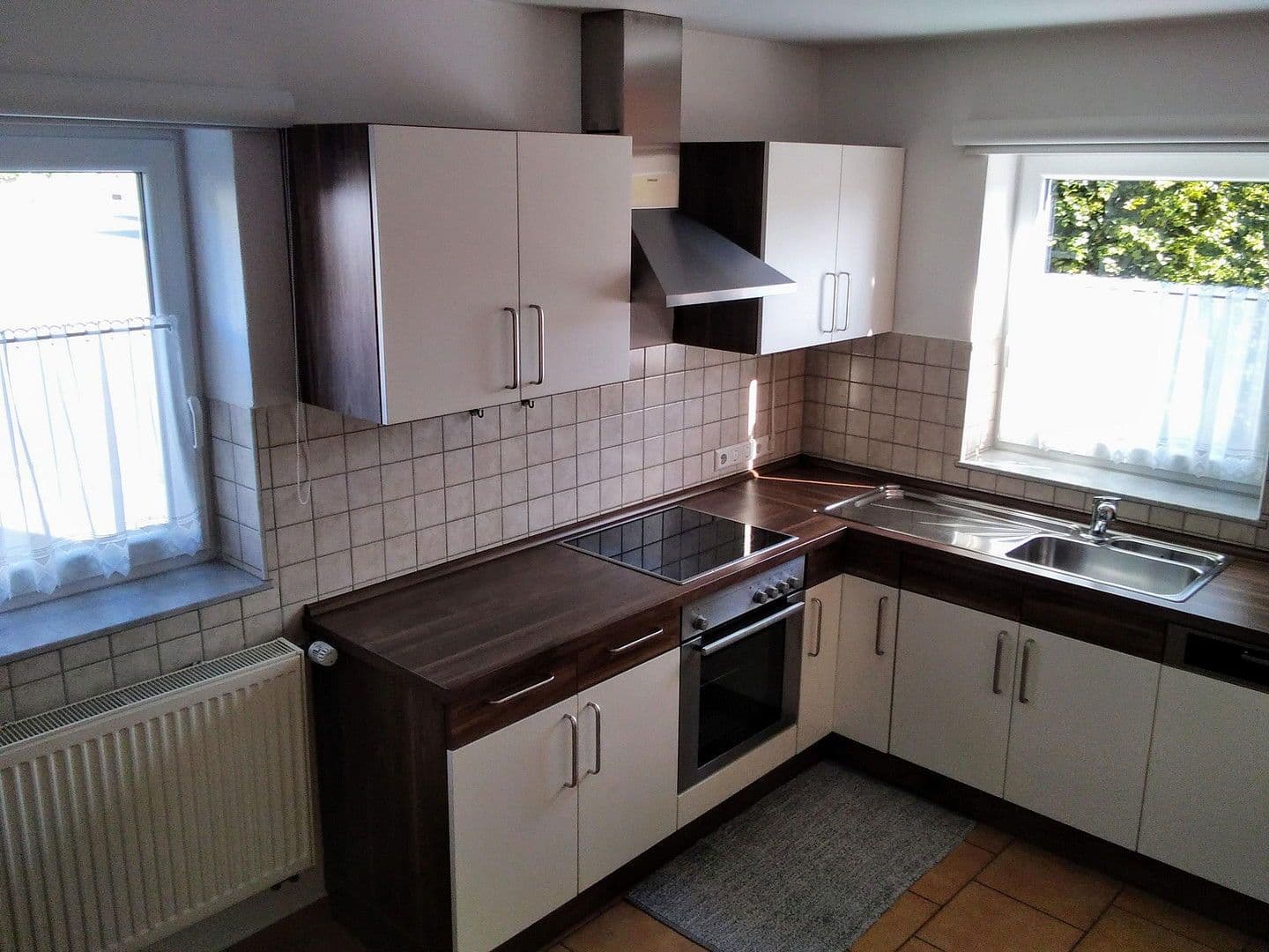 Prodej domu 141 m², pozemek 380 m², Bad Schussenried, Bádensko-Württembersko Prodej domu 141 m², pozemek 380 m², Bad Schussenried, Bádensko-Württembersko