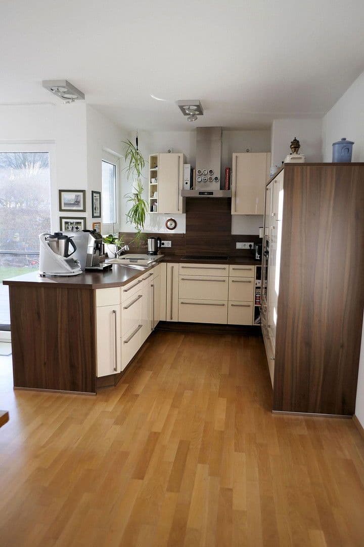 Prodej bytu 2+1 62 m², Helmut-Lederer-Str. 48, Erlangen, Bavorsko Prodej bytu 2+1 62 m², Helmut-Lederer-Str. 48, Erlangen, Bavorsko