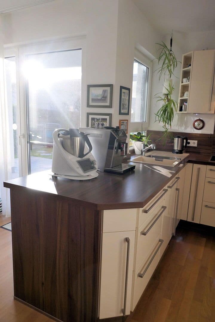 Prodej bytu 2+1 62 m², Helmut-Lederer-Str. 48, Erlangen, Bavorsko Prodej bytu 2+1 62 m², Helmut-Lederer-Str. 48, Erlangen, Bavorsko