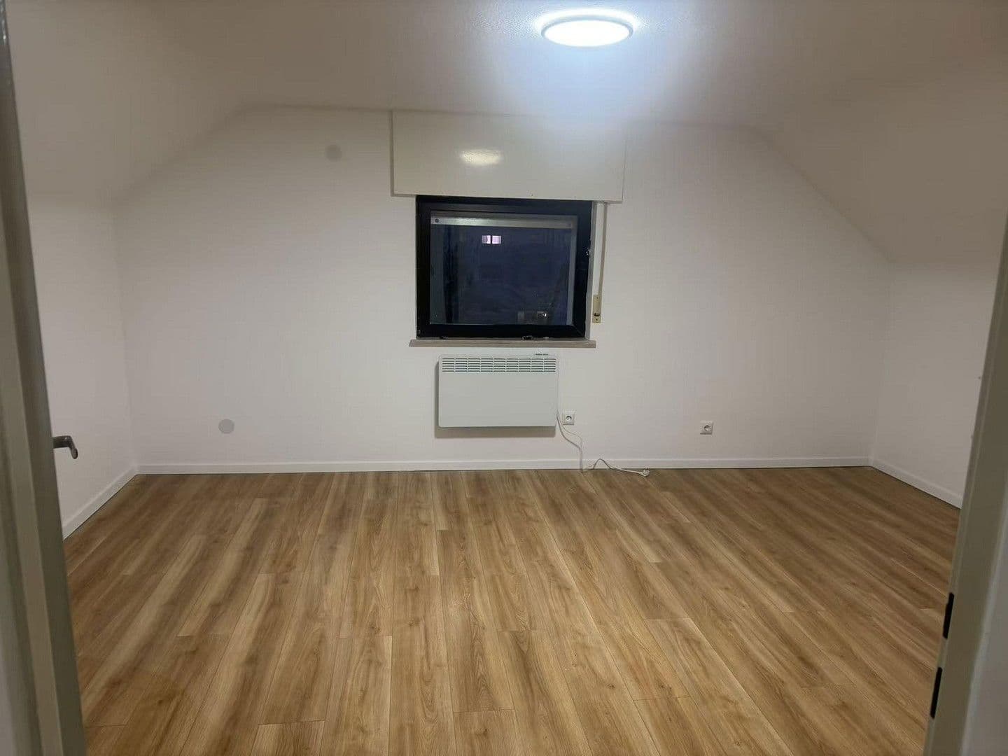 Pronájem bytu 3+1 75 m², Dreieich, Hessen Pronájem bytu 3+1 75 m², Dreieich, Hessen