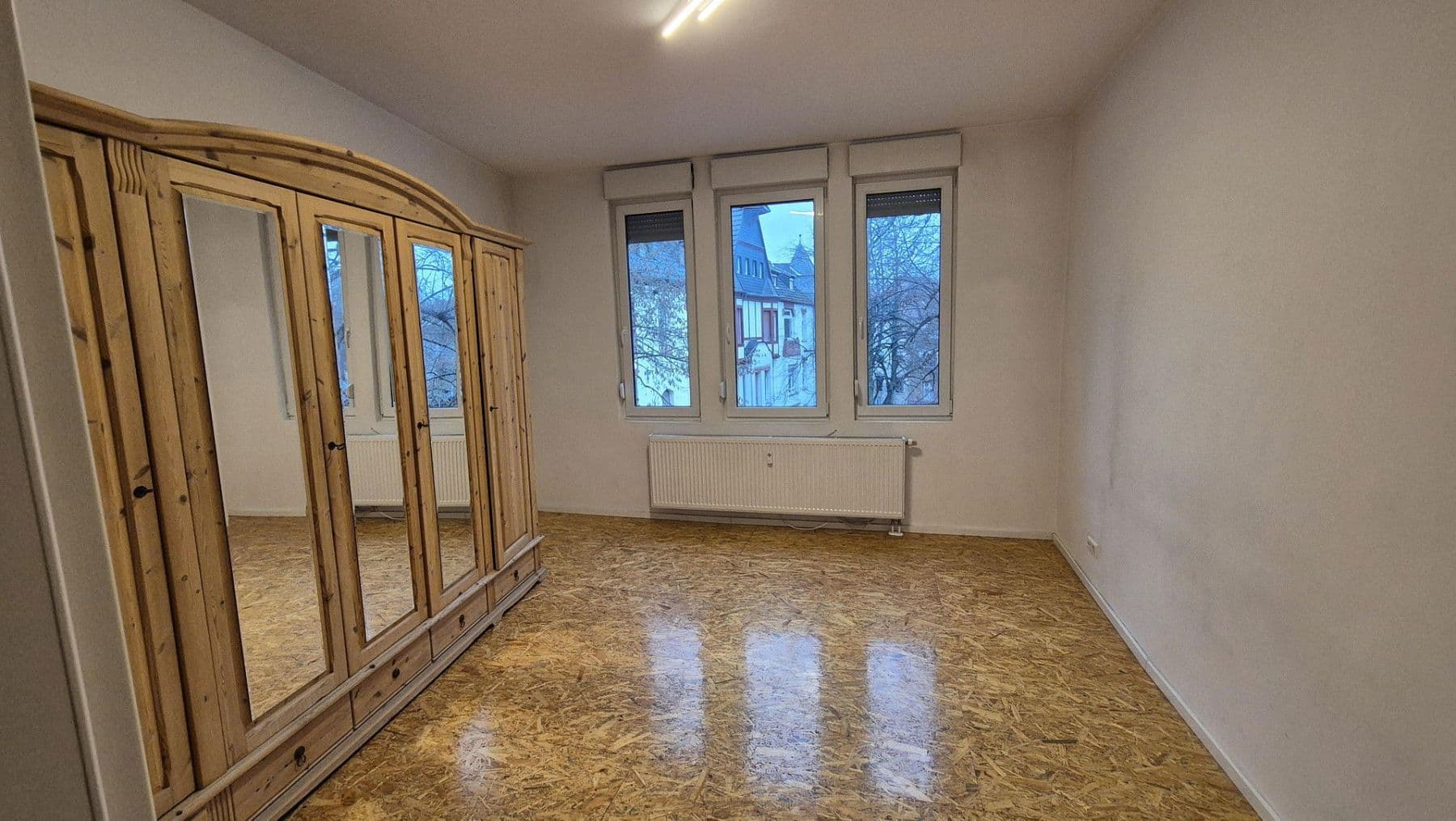 Pronájem bytu 3+kk 105 m², Worms, Porýní-Falc Pronájem bytu 3+kk 105 m², Worms, Porýní-Falc