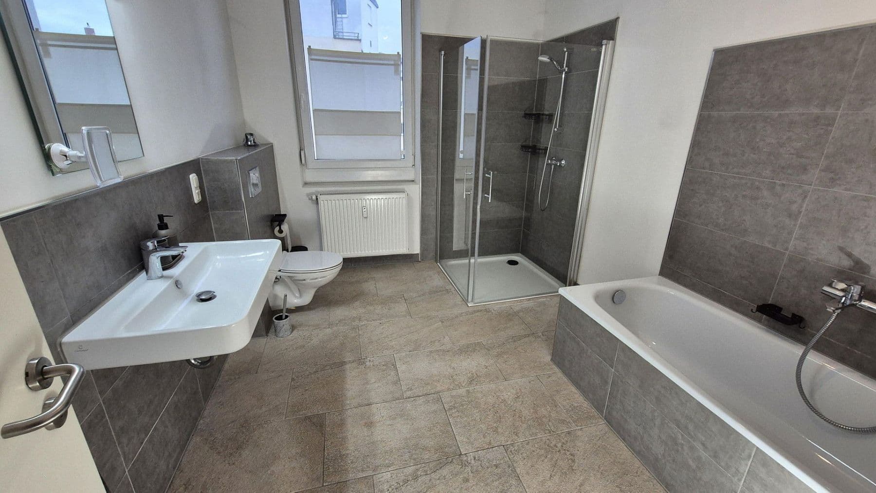 Pronájem bytu 3+kk 105 m², Worms, Porýní-Falc Pronájem bytu 3+kk 105 m², Worms, Porýní-Falc