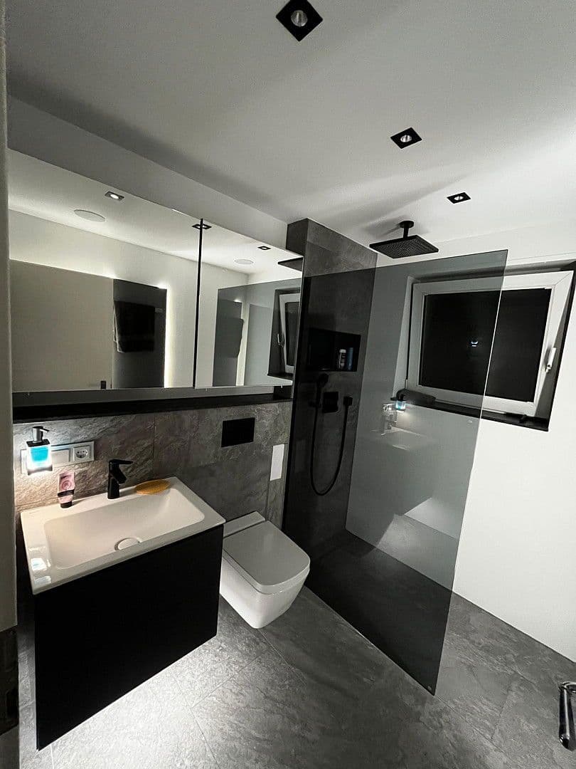 Pronájem bytu 2+1 63 m², Lampertheim, Hessen Pronájem bytu 2+1 63 m², Lampertheim, Hessen