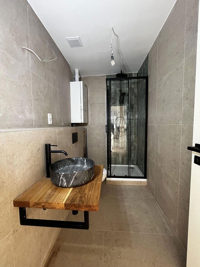 Prodej bytu 2+1 43 m², Osterdeich 75, Bremen, Bremen Prodej bytu 2+1 43 m², Osterdeich 75, Bremen, Bremen