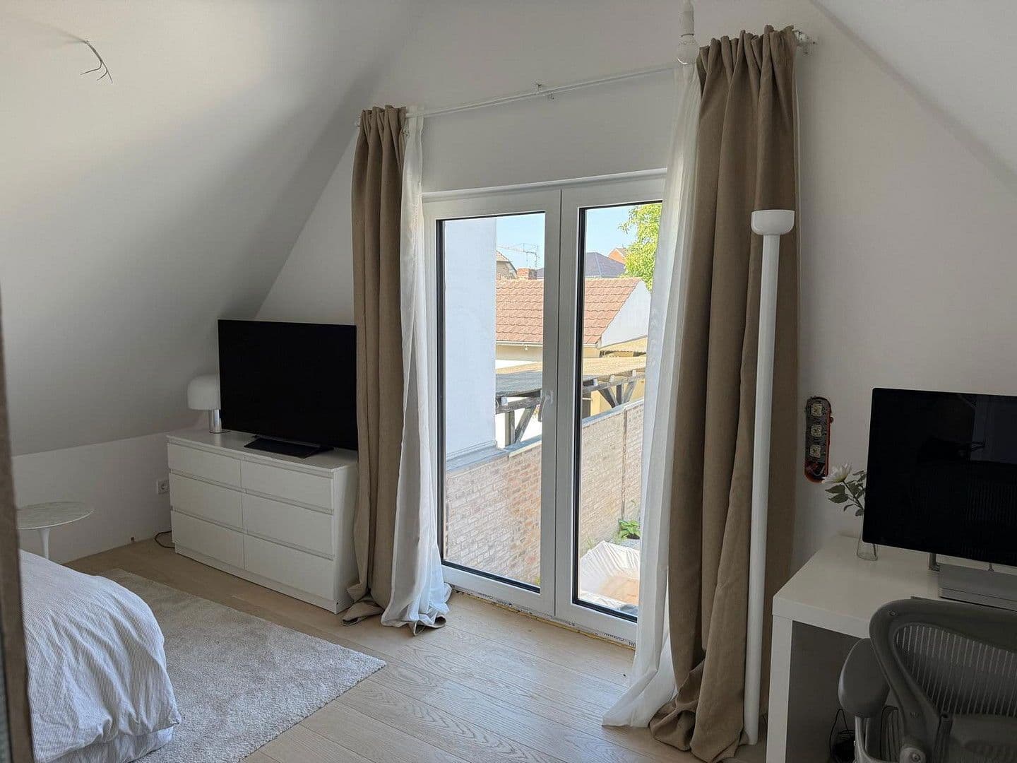 Prodej domu 145 m², pozemek 1.605 m², Bornheim, Severní Porýní-Vestfálsko Prodej domu 145 m², pozemek 1.605 m², Bornheim, Severní Porýní-Vestfálsko