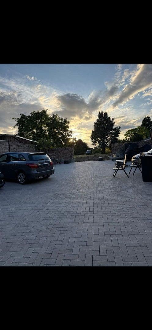 Prodej domu 145 m², pozemek 1.605 m², Bornheim, Severní Porýní-Vestfálsko Prodej domu 145 m², pozemek 1.605 m², Bornheim, Severní Porýní-Vestfálsko