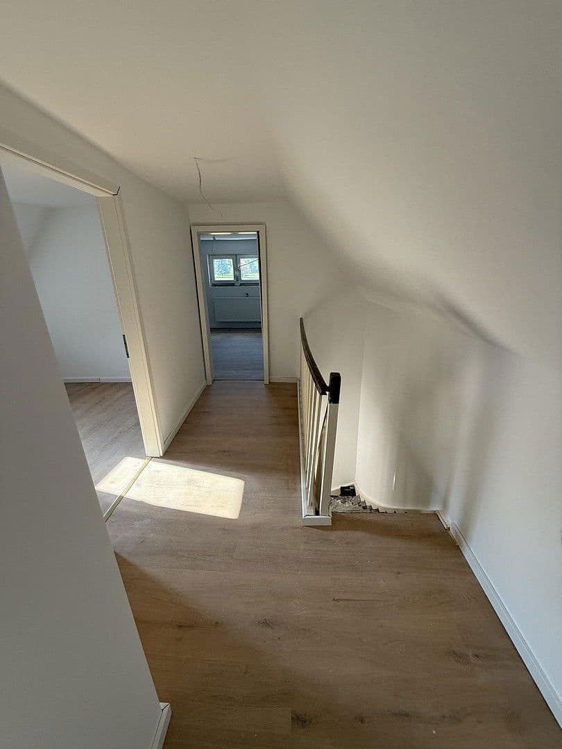 Prodej domu 145 m², pozemek 1.605 m², Bornheim, Severní Porýní-Vestfálsko Prodej domu 145 m², pozemek 1.605 m², Bornheim, Severní Porýní-Vestfálsko