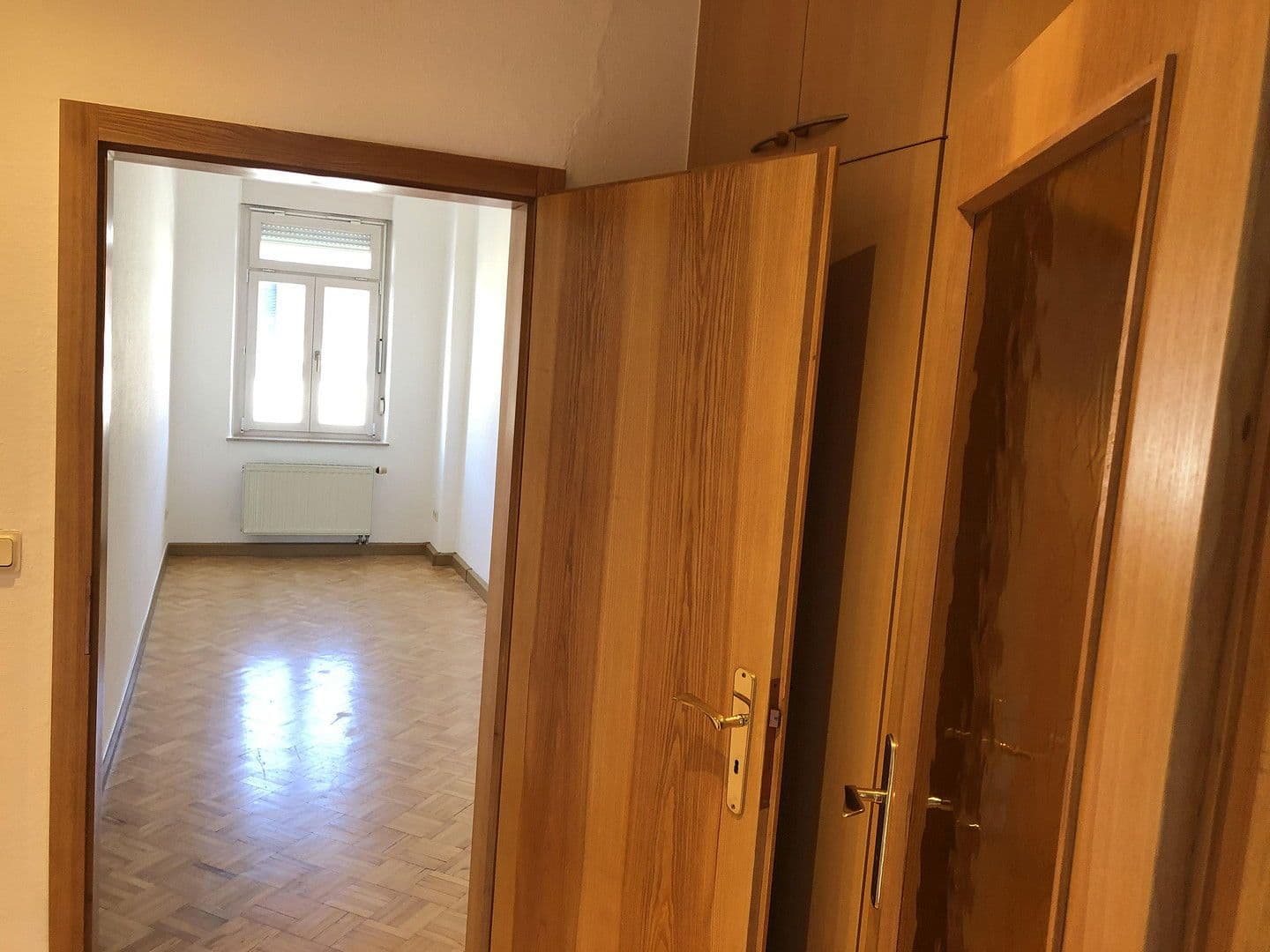 Pronájem bytu 4+1 103 m², Poststraße 10, Freiberg, Sasko Pronájem bytu 4+1 103 m², Poststraße 10, Freiberg, Sasko