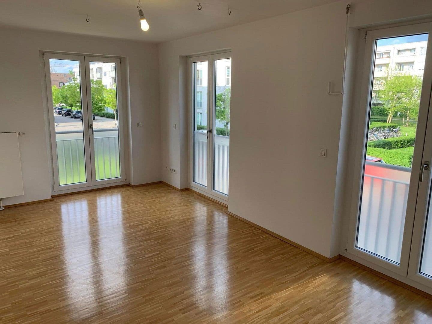 Pronájem bytu 3+1 100 m², Margit-Schramm-Straße 8,, München, Bavorsko Pronájem bytu 3+1 100 m², Margit-Schramm-Straße 8,, München, Bavorsko