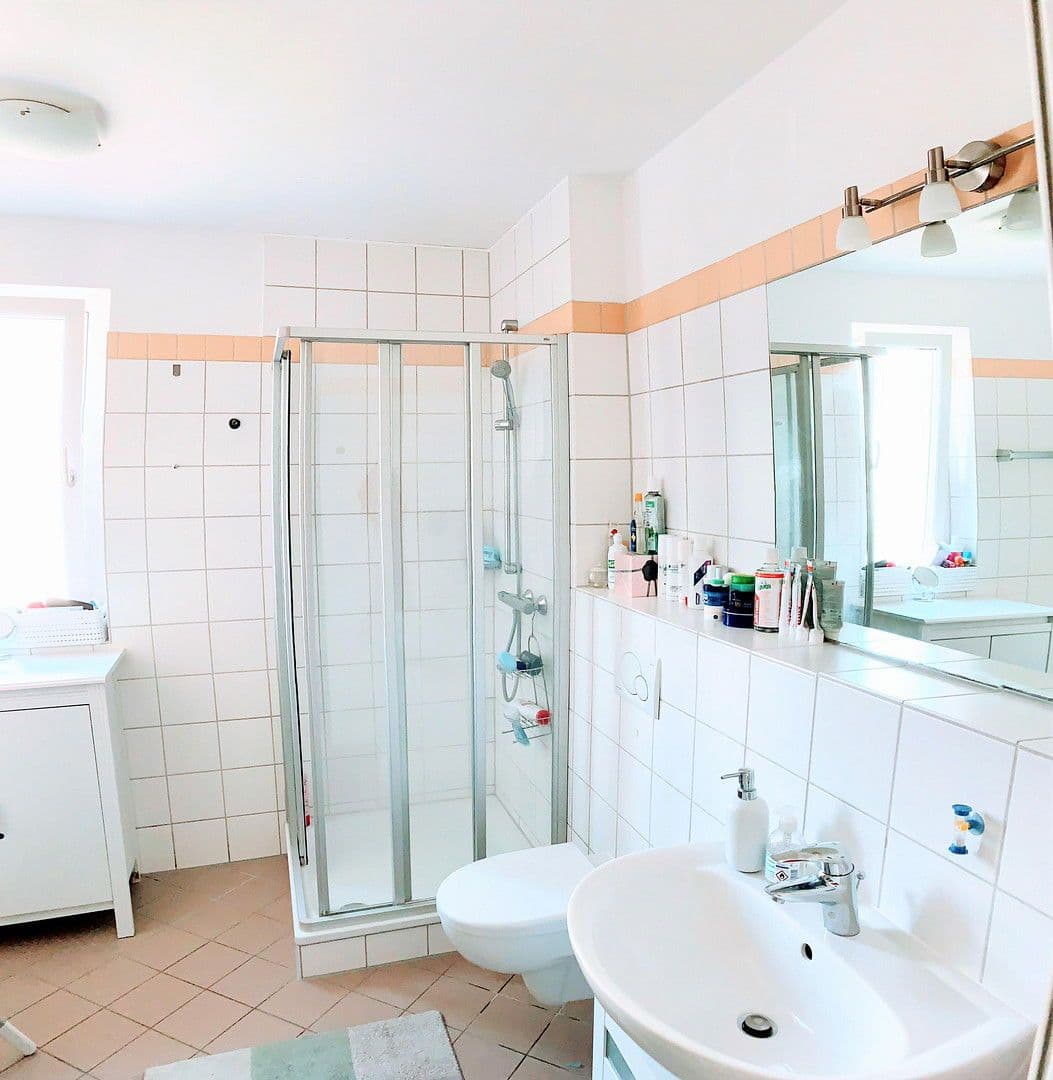 Pronájem bytu 3+1 100 m², Margit-Schramm-Straße 8,, München, Bavorsko Pronájem bytu 3+1 100 m², Margit-Schramm-Straße 8,, München, Bavorsko