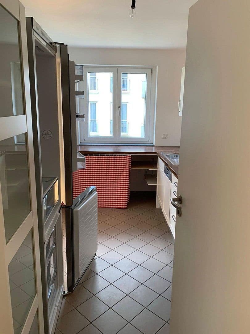 Pronájem bytu 3+1 100 m², Margit-Schramm-Straße 8,, München, Bavorsko Pronájem bytu 3+1 100 m², Margit-Schramm-Straße 8,, München, Bavorsko