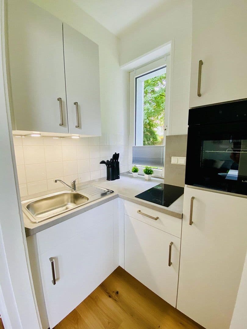 Pronájem bytu 1+1 31 m², Bremen, Bremen Pronájem bytu 1+1 31 m², Bremen, Bremen